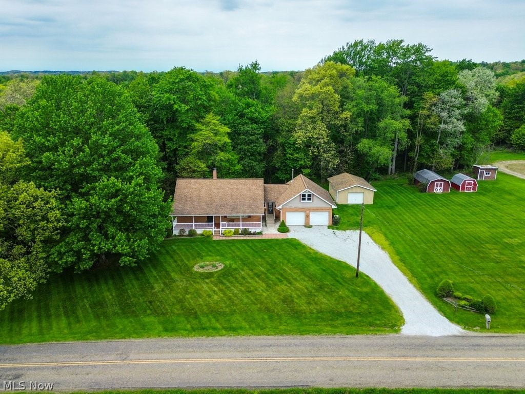 2267 Bellflower Road NE East Rochester OH 44625