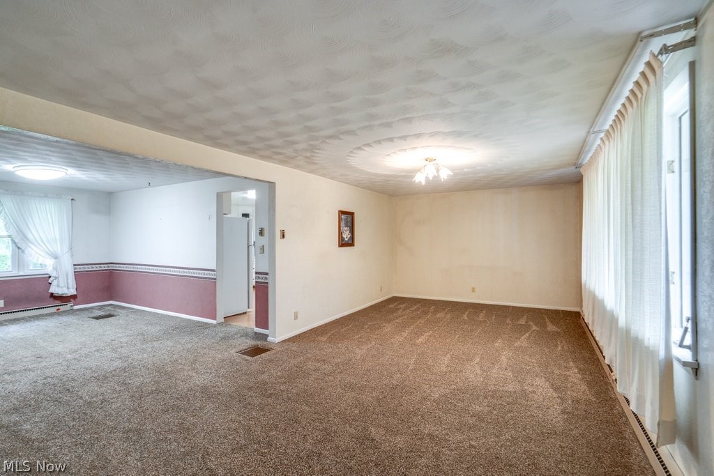 2267 Bellflower Road NE East Rochester OH 44625