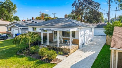 14133 Kathleen Drive Brook Park OH 44142