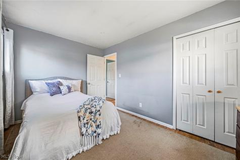 14133 Kathleen Drive Brook Park OH 44142