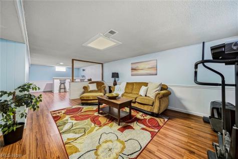 14133 Kathleen Drive Brook Park OH 44142