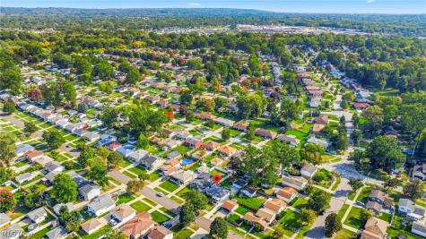 14133 Kathleen Drive Brook Park OH 44142