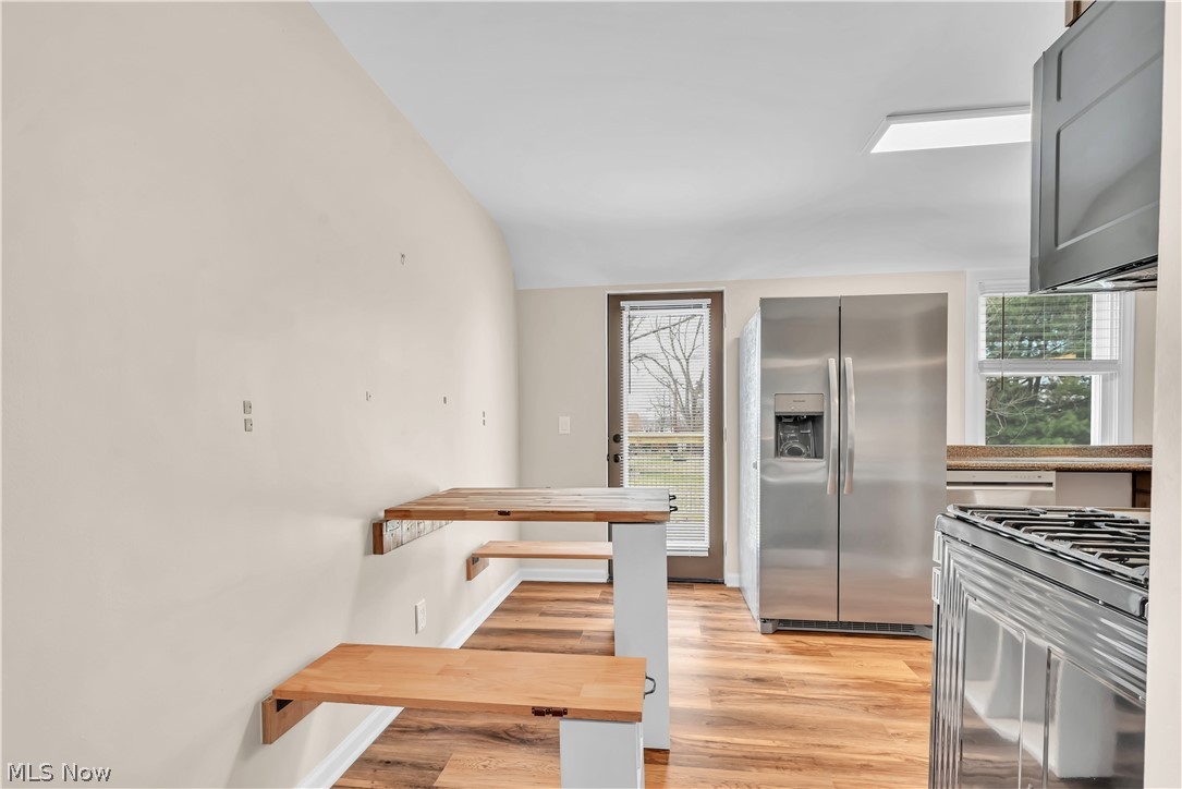 883 Bonnie Brae Avenue NE Warren OH 44483
