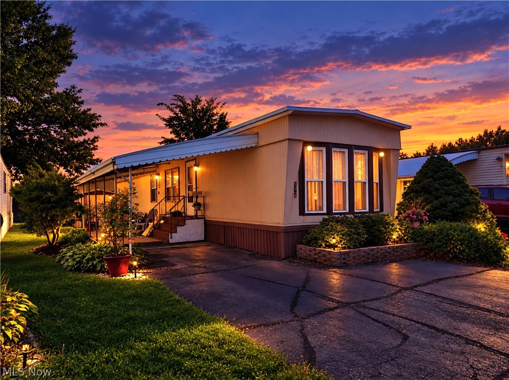 105 Virginia Avenue Elyria OH 44035