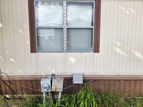 105 Virginia Avenue Elyria OH 44035