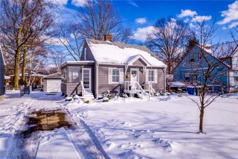 589 Columbia Road Bay Village OH 44140