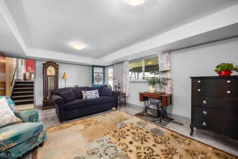 12004 Denver Drive Parma OH 44130