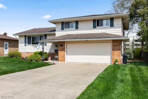12004 Denver Drive Parma OH 44130