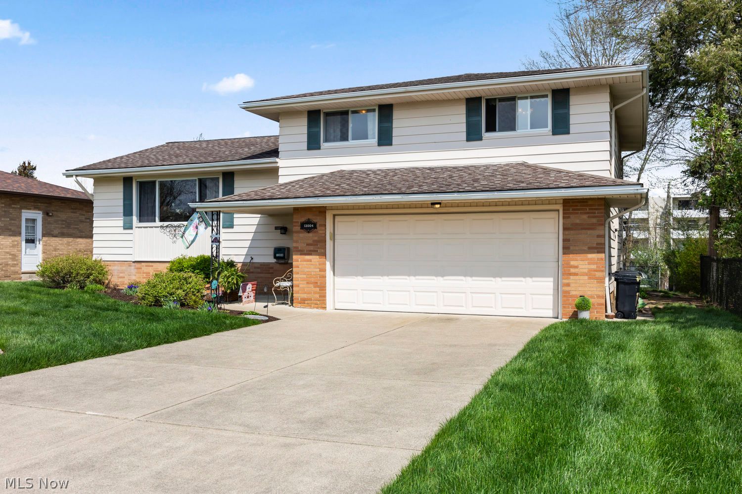 12004 Denver Drive Parma OH 44130