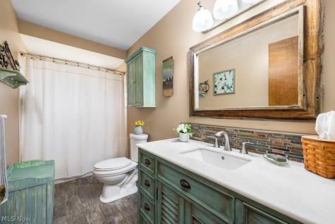 12004 Denver Drive Parma OH 44130