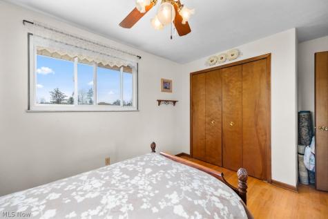 12004 Denver Drive Parma OH 44130