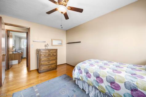 12004 Denver Drive Parma OH 44130