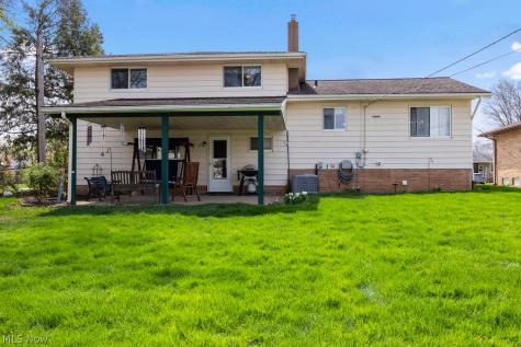 12004 Denver Drive Parma OH 44130