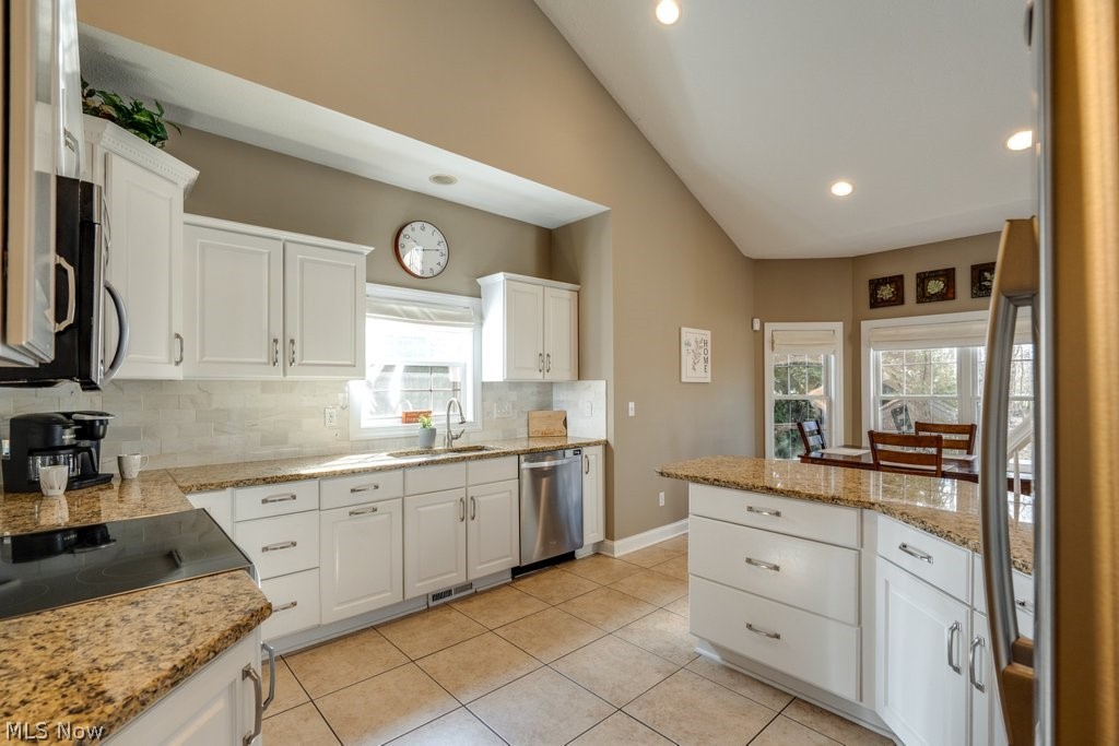 1598 Mccausland Drive Twinsburg OH 44236