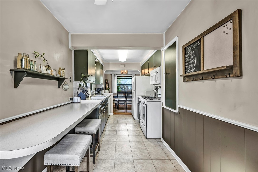 11908 Glamer Avenue Parma OH 44130
