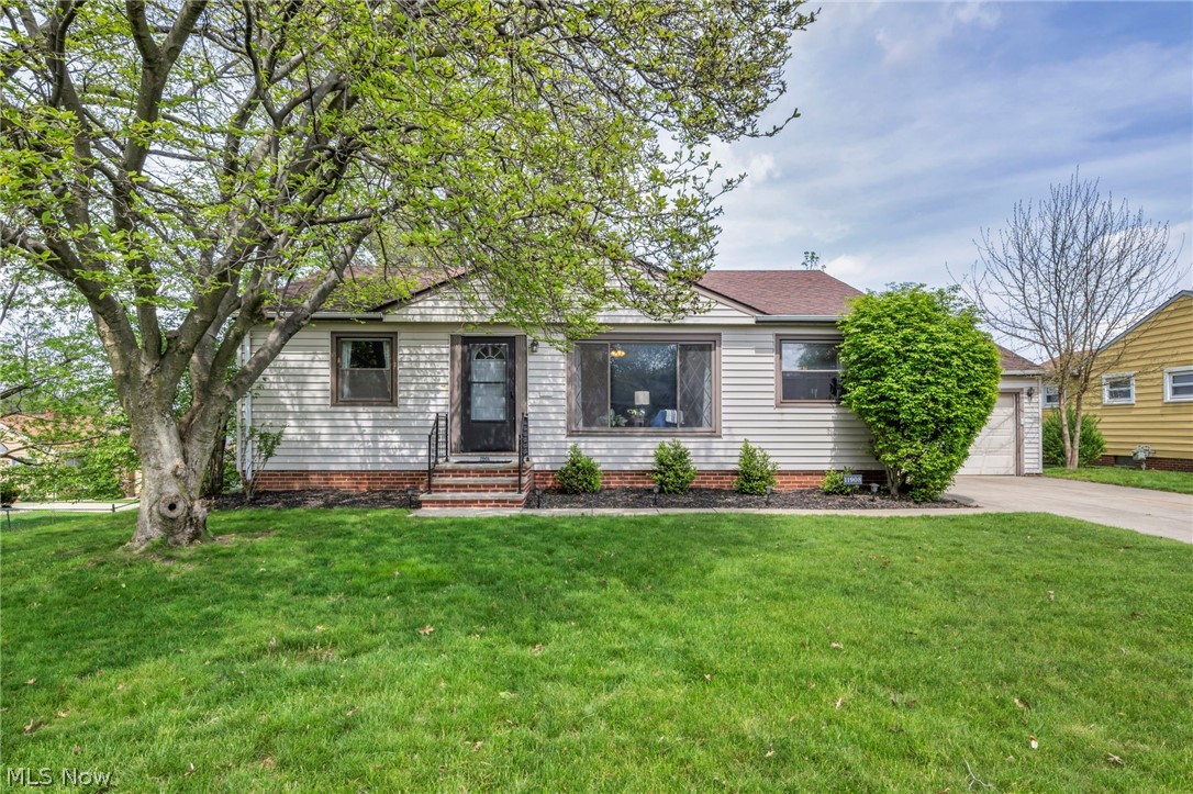 11908 Glamer Avenue Parma OH 44130