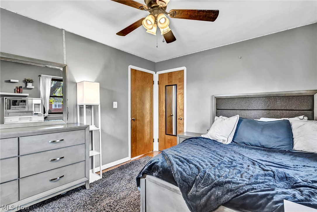 11908 Glamer Avenue Parma OH 44130