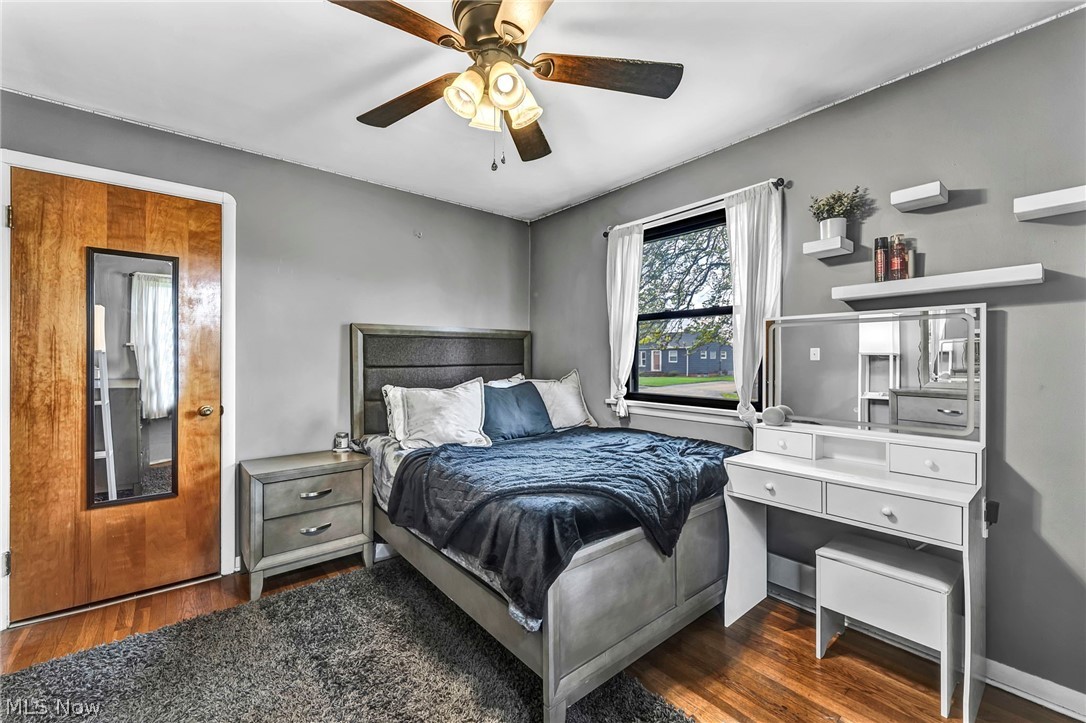 11908 Glamer Avenue Parma OH 44130
