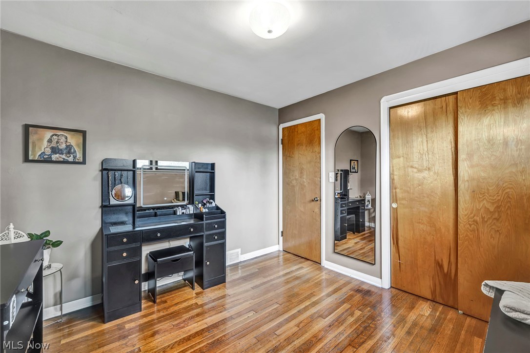 11908 Glamer Avenue Parma OH 44130