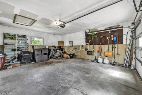 11908 Glamer Avenue Parma OH 44130