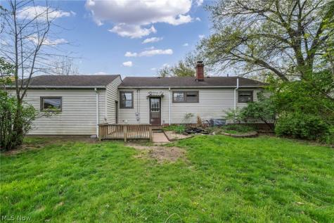 11908 Glamer Avenue Parma OH 44130