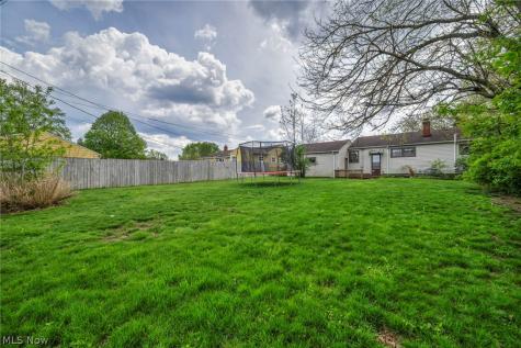 11908 Glamer Avenue Parma OH 44130