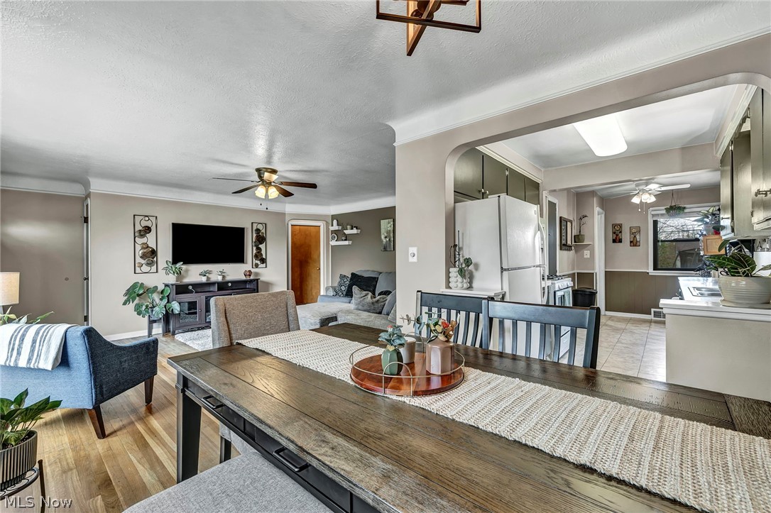 11908 Glamer Avenue Parma OH 44130