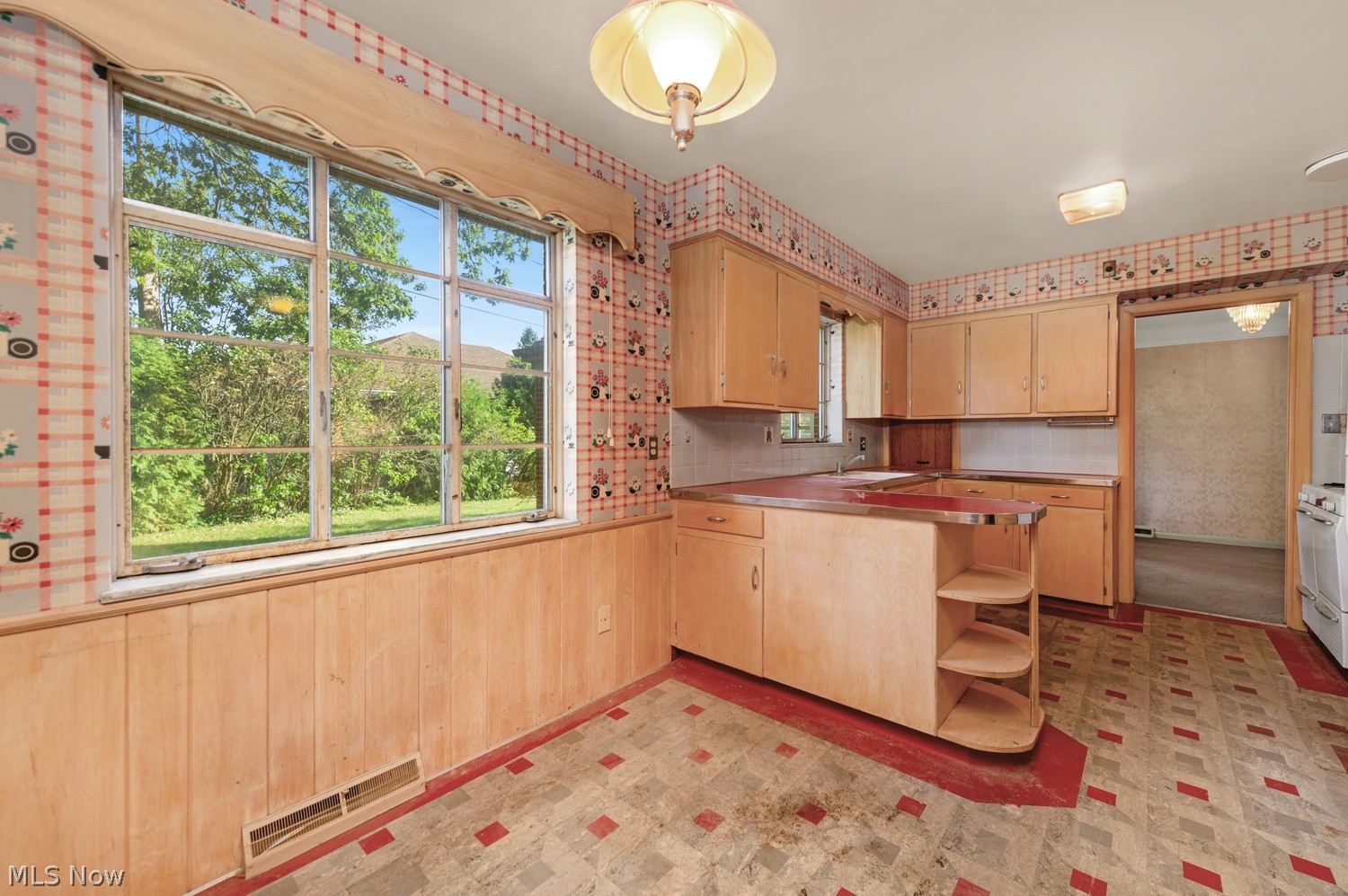 19582 Westover Avenue Rocky River OH 44116