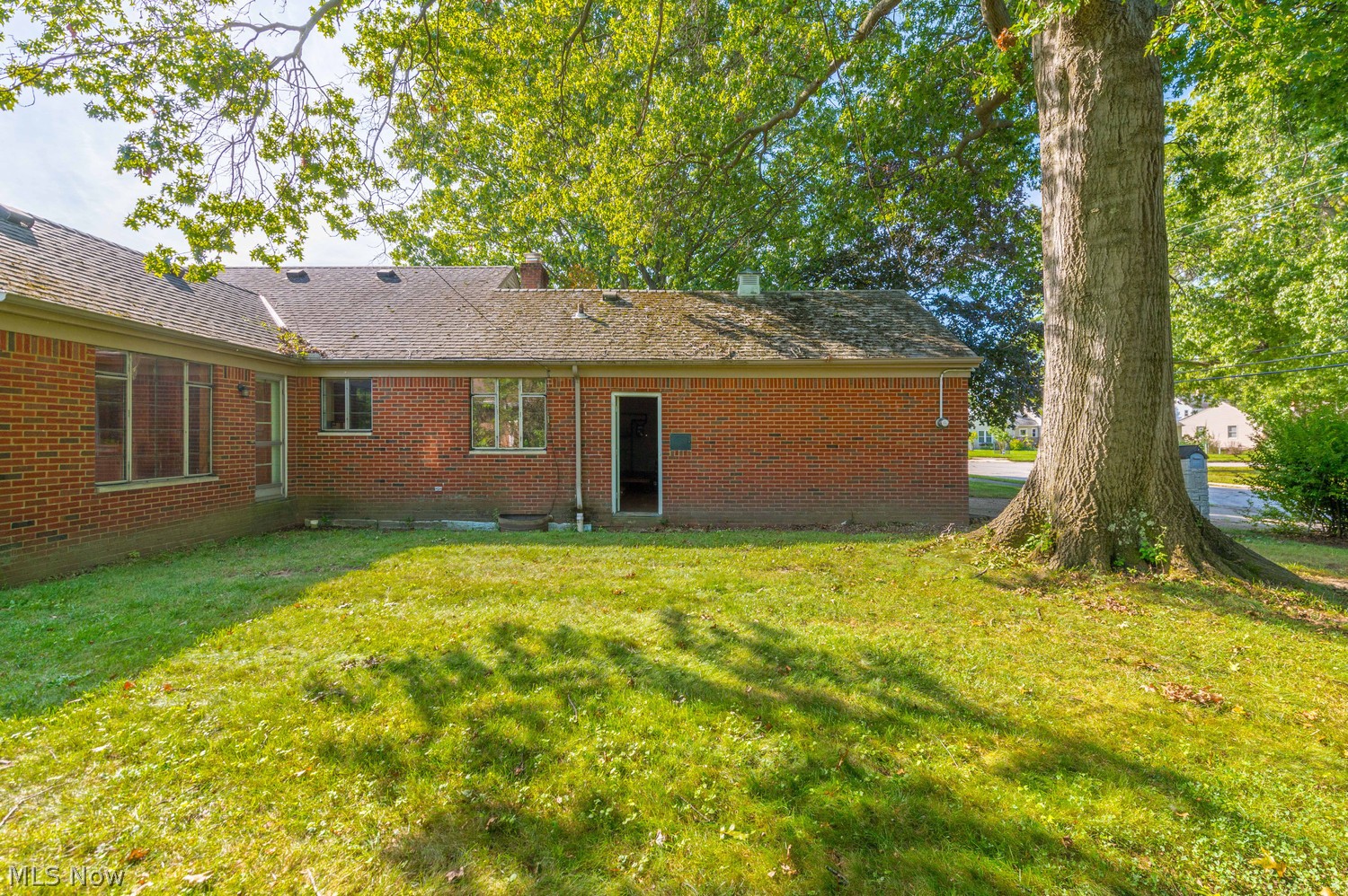 19582 Westover Avenue Rocky River OH 44116