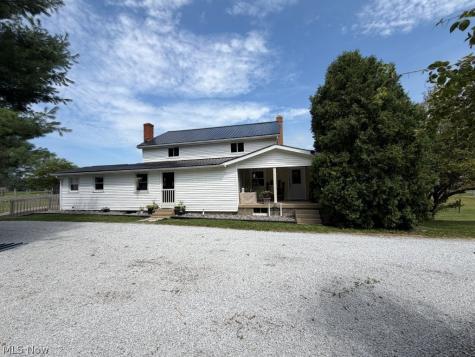 8869 Fredericksburg Road Fredericksburg OH 44627