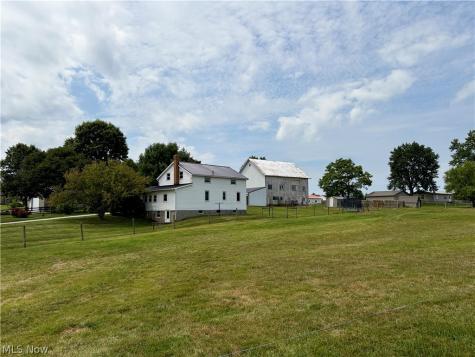 8869 Fredericksburg Road Fredericksburg OH 44627