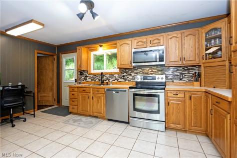 724 Nashville Road Glenmont OH 44628