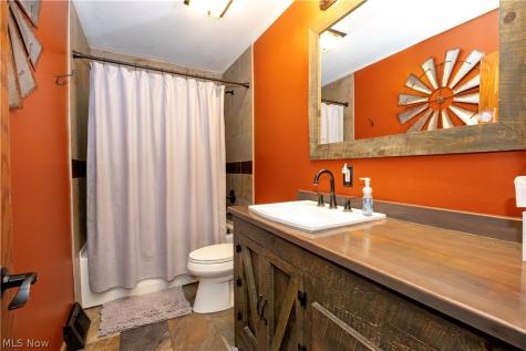 724 Nashville Road Glenmont OH 44628
