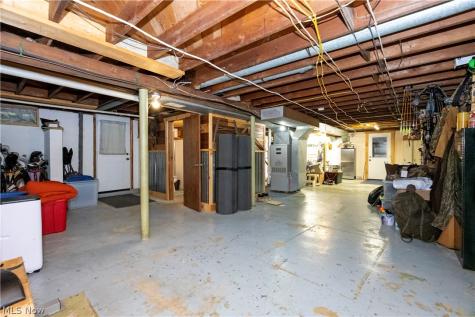 724 Nashville Road Glenmont OH 44628