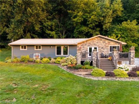 724 Nashville Road Glenmont OH 44628