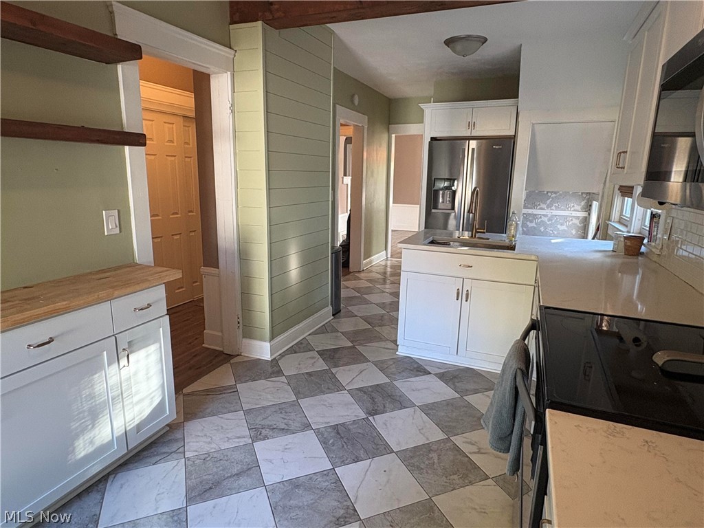 2378 Columbia Road Westlake OH 44145