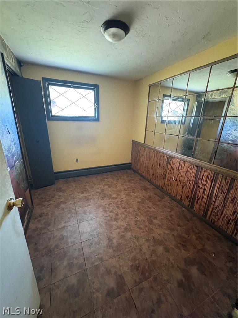 3085 State Road Rock Creek OH 44084