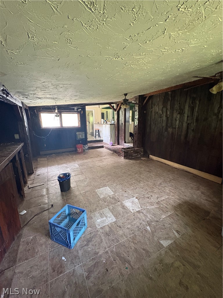 3085 State Road Rock Creek OH 44084