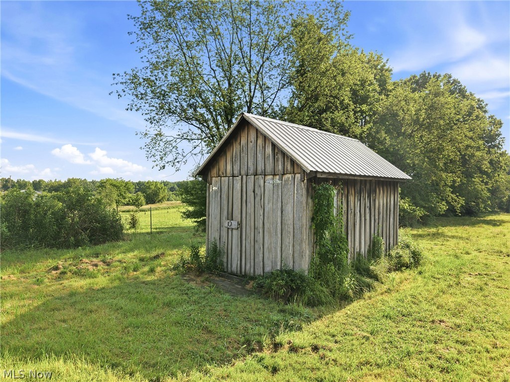 6090 Youngstown Conneaut Road Kinsman OH 44428