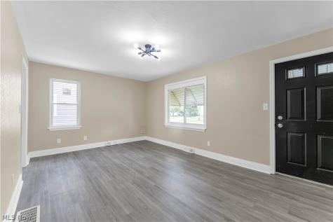 25291 Richards Avenue Euclid OH 44132