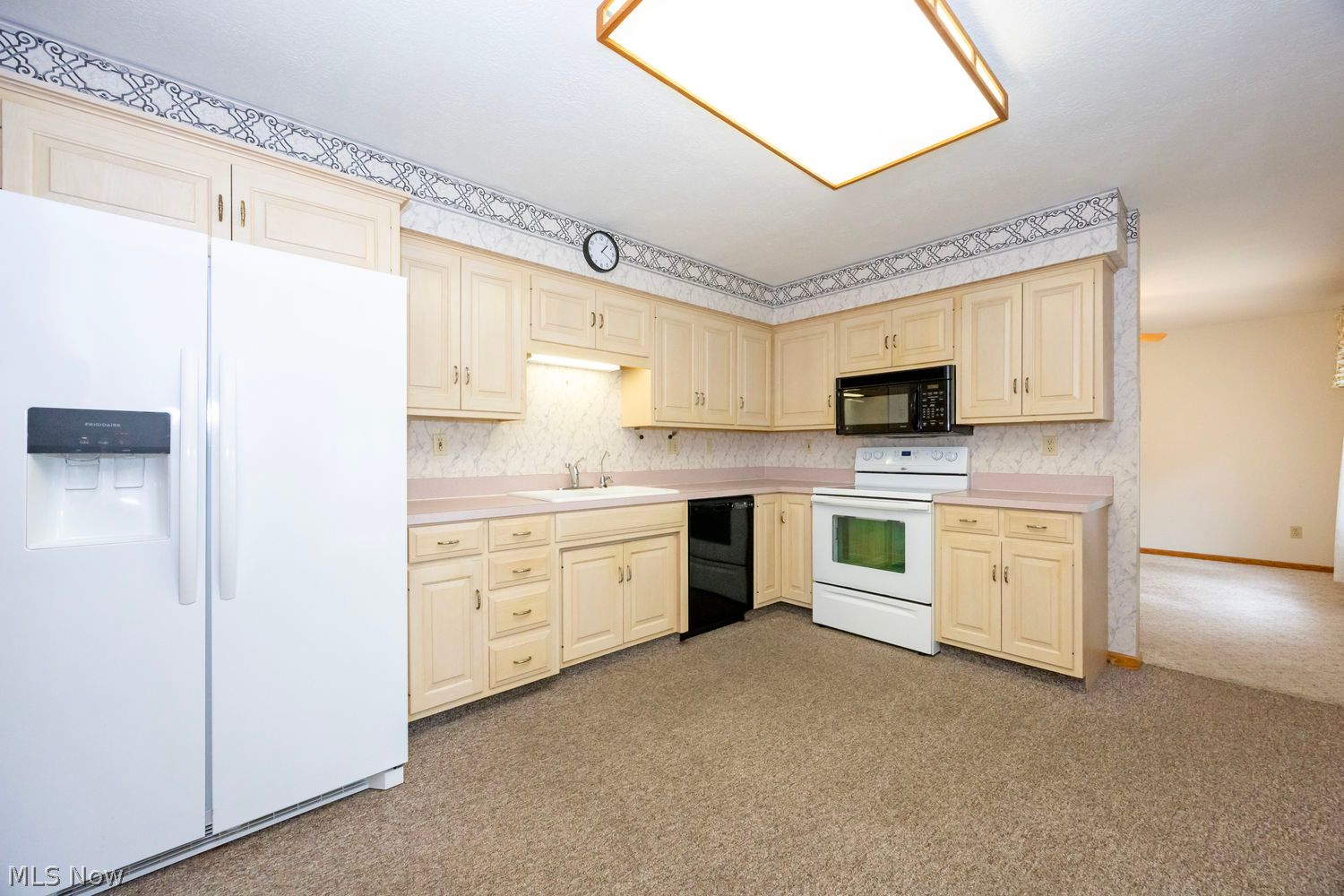 446 Memory Lane Wooster OH 44691