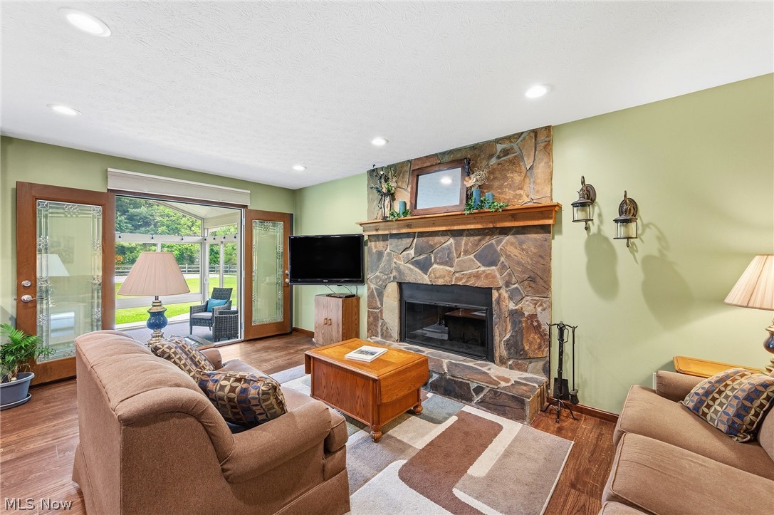 9569 Graystone Lane Mentor OH 44060