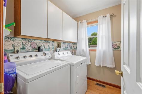 9569 Graystone Lane Mentor OH 44060