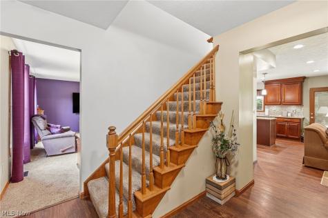 9569 Graystone Lane Mentor OH 44060