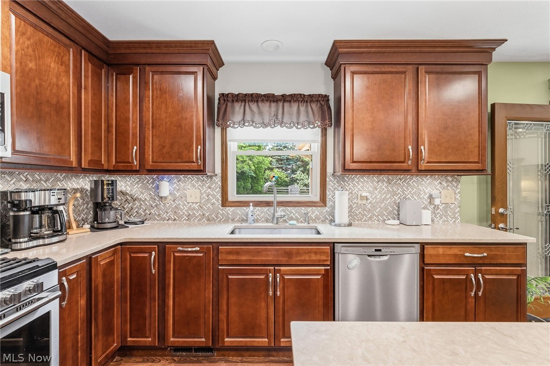 9569 Graystone Lane Mentor OH 44060