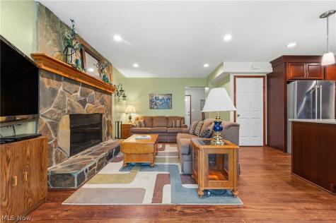 9569 Graystone Lane Mentor OH 44060