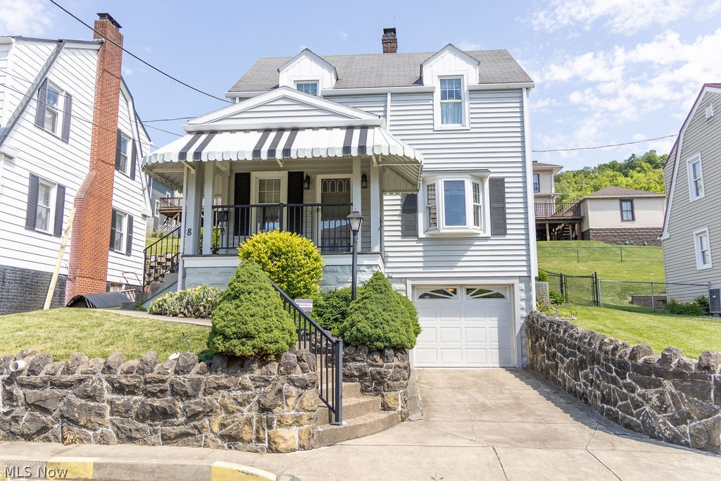 8 Driggs Lane Bridgeport OH 43912