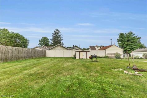 313 Woodside Avenue NE North Canton OH 44720