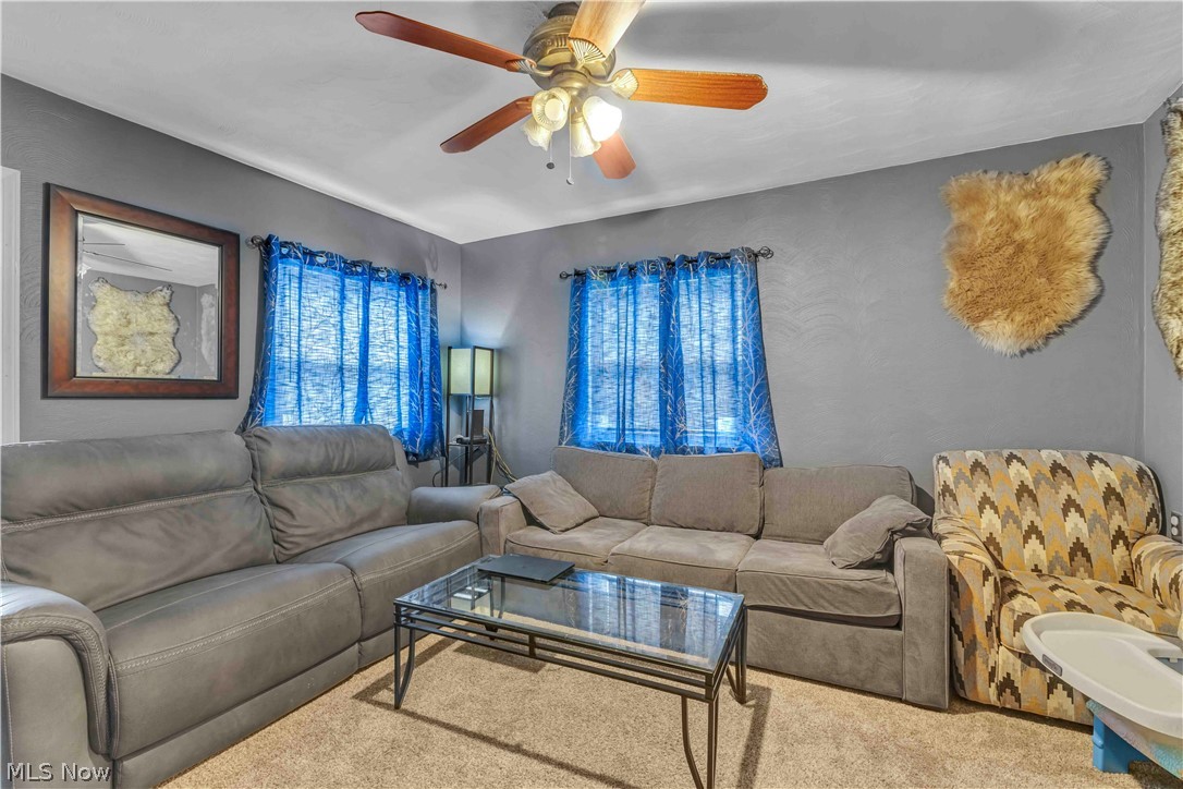 313 Woodside Avenue NE North Canton OH 44720