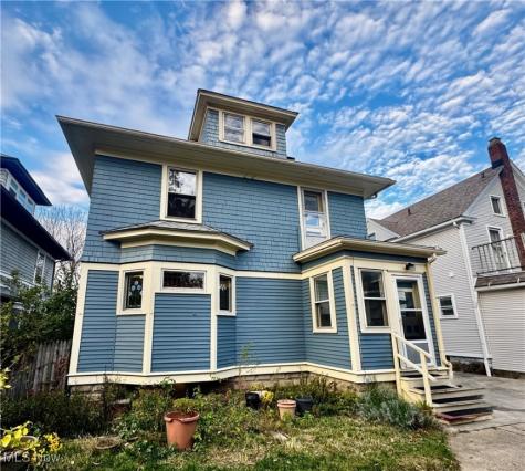 138 Marvin Avenue Akron OH 44302